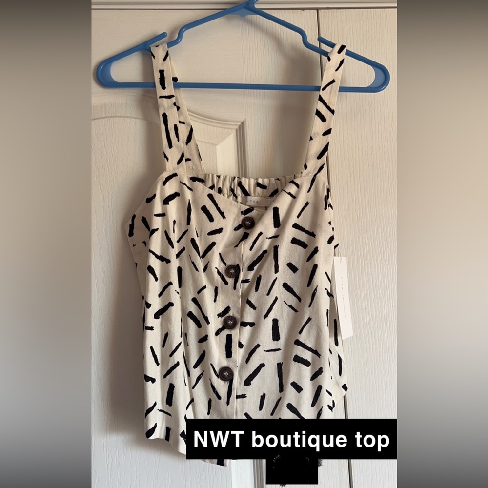 Boutique top